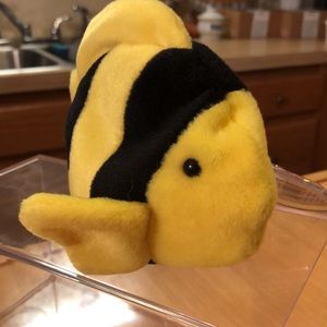 RETIRED BEANIE BABY BUBBLES LIKE-NEW IN CASE WITH PLASTIC COVER ON HANG TAG!